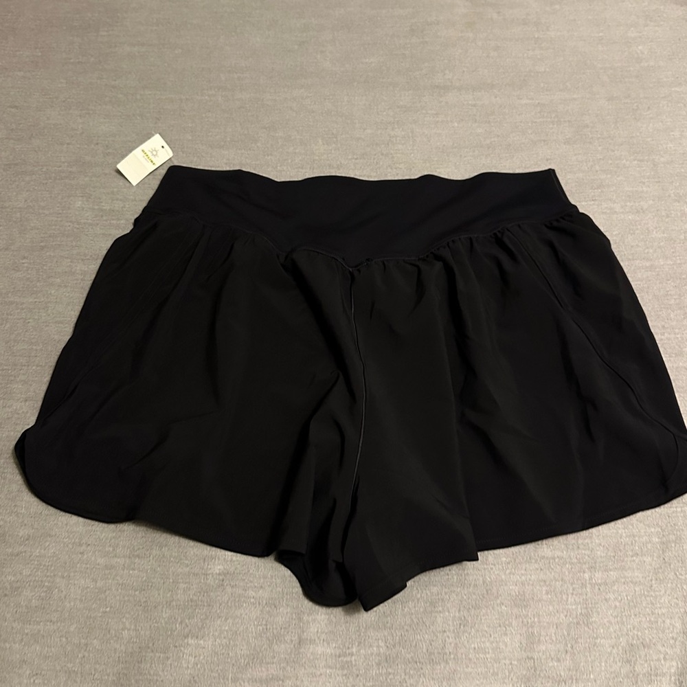 Aerie Black Athletic Shorts - Picture 3 of 3